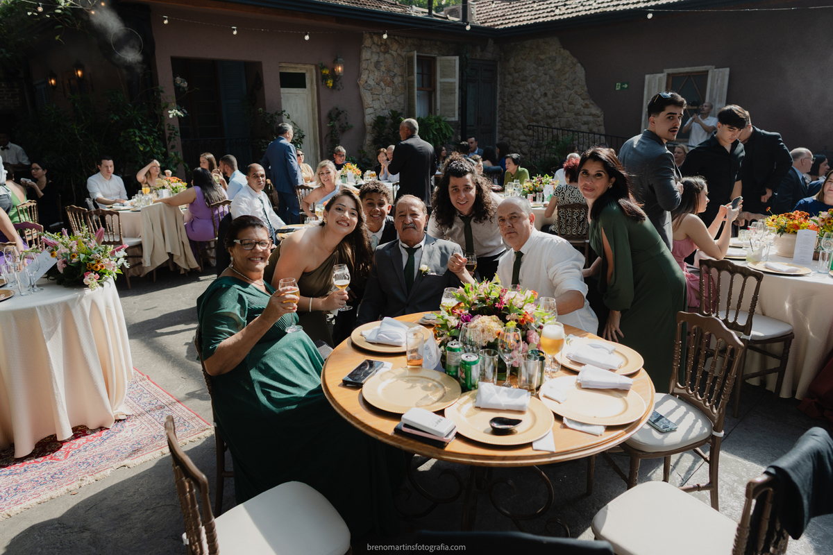 giovanna-e-felipe-casamento-no-jardim-secreto-sitio-sao-jorge-brenomartinsfoto-casamento-de-dia-vestido-de-noiva-
