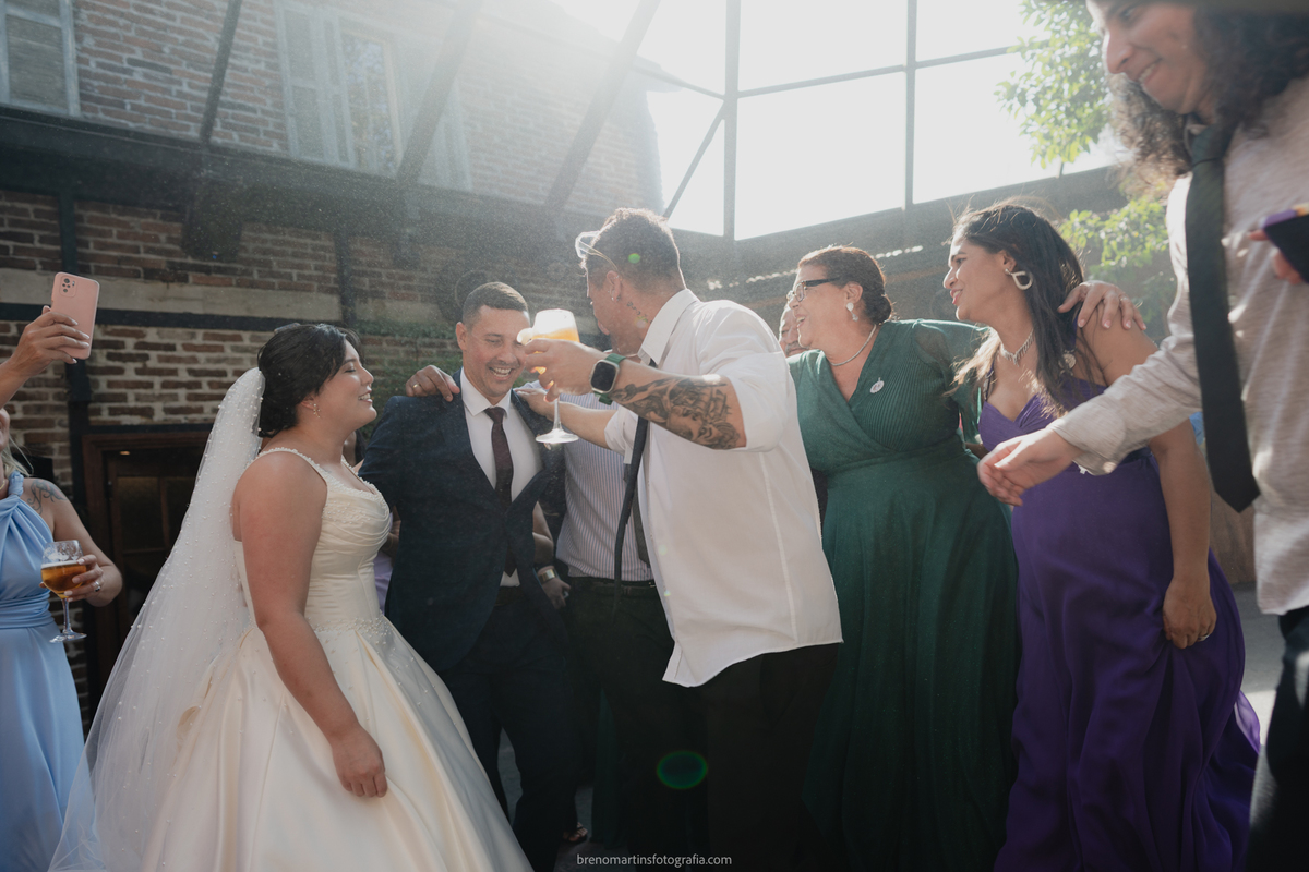 giovanna-e-felipe-casamento-no-jardim-secreto-sitio-sao-jorge-brenomartinsfoto-casamento-de-dia-vestido-de-noiva-