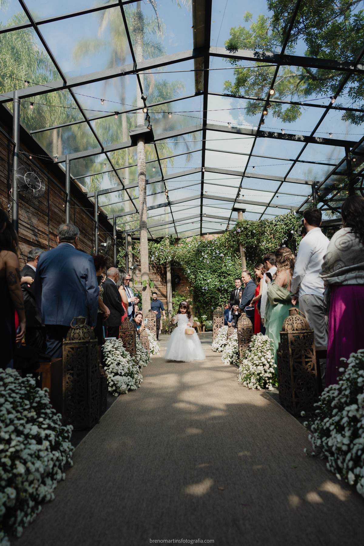 giovanna-e-felipe-casamento-no-jardim-secreto-sitio-sao-jorge-brenomartinsfoto-casamento-de-dia-vestido-de-noiva-