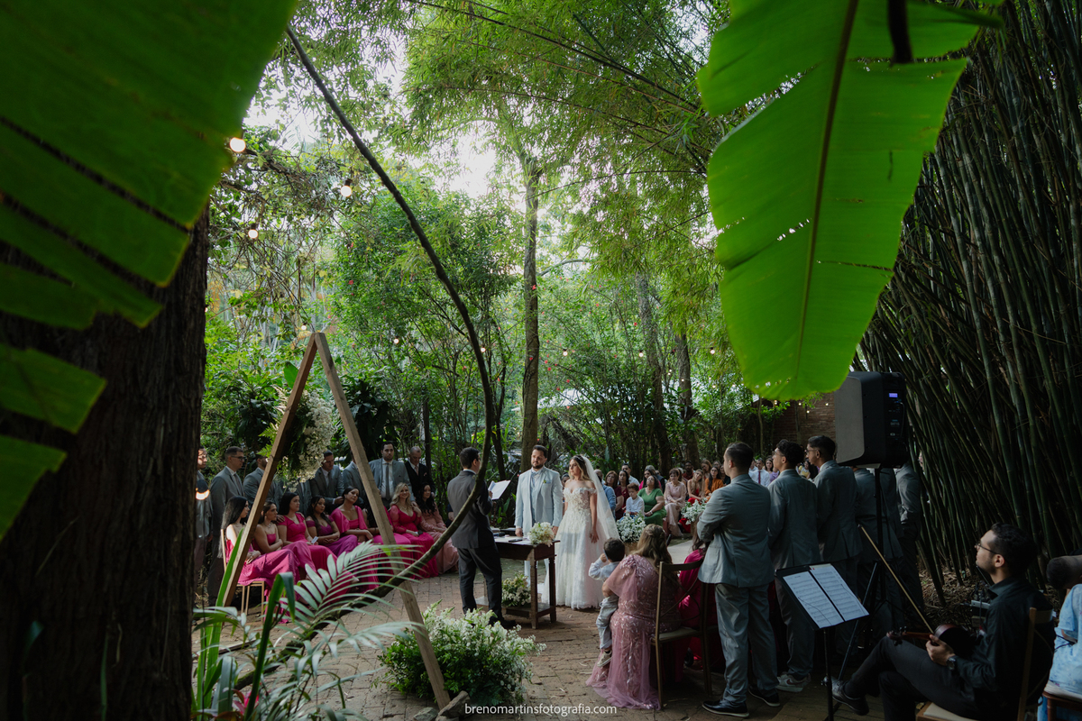 camila-marcos-lindo-casamento-no-canto-das-aguas-mairipora-sp