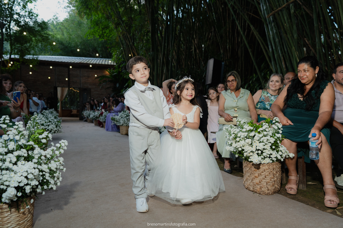 camila-marcos-lindo-casamento-no-canto-das-aguas-mairipora-sp