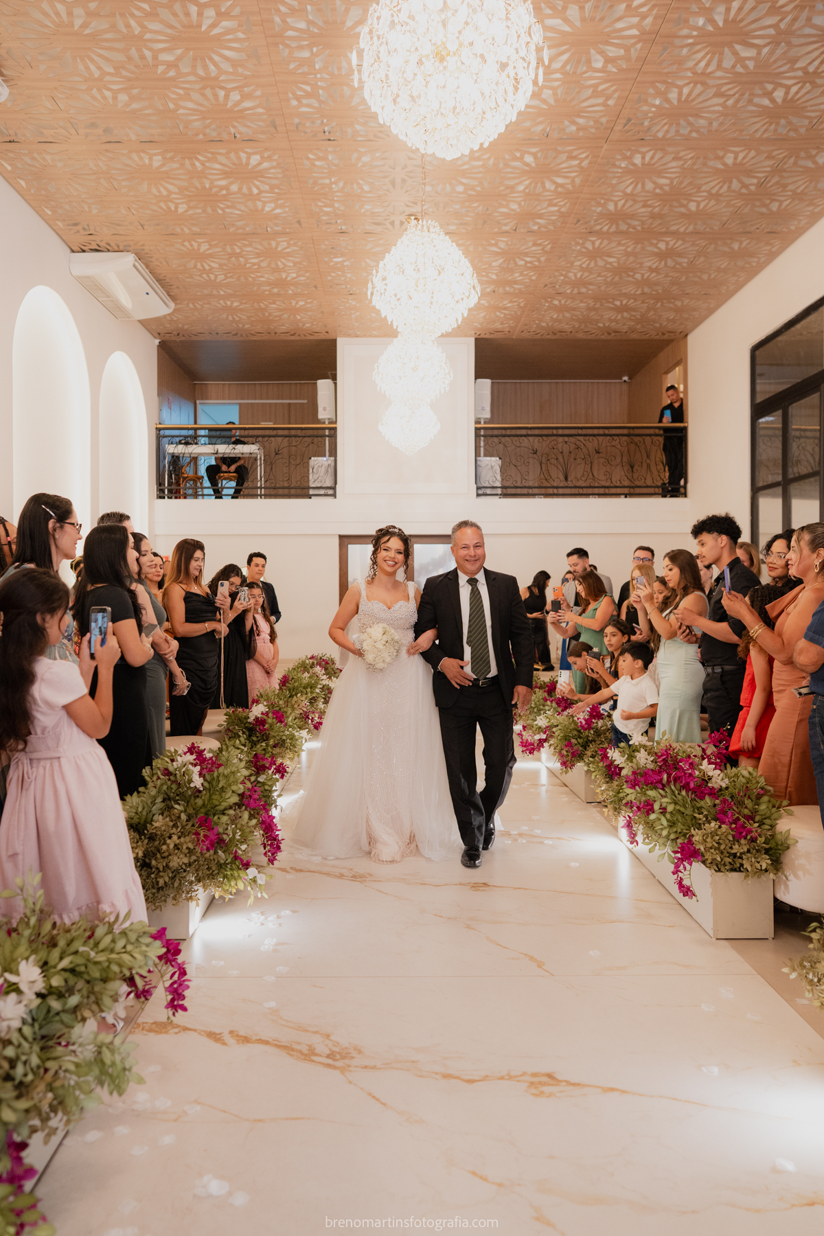 karoll-e-adrien-casamento-na-mansao-casahelenya-buffet-evento-perfeito-fotografo-brenomartinsfoto-breno-martins-fotografia