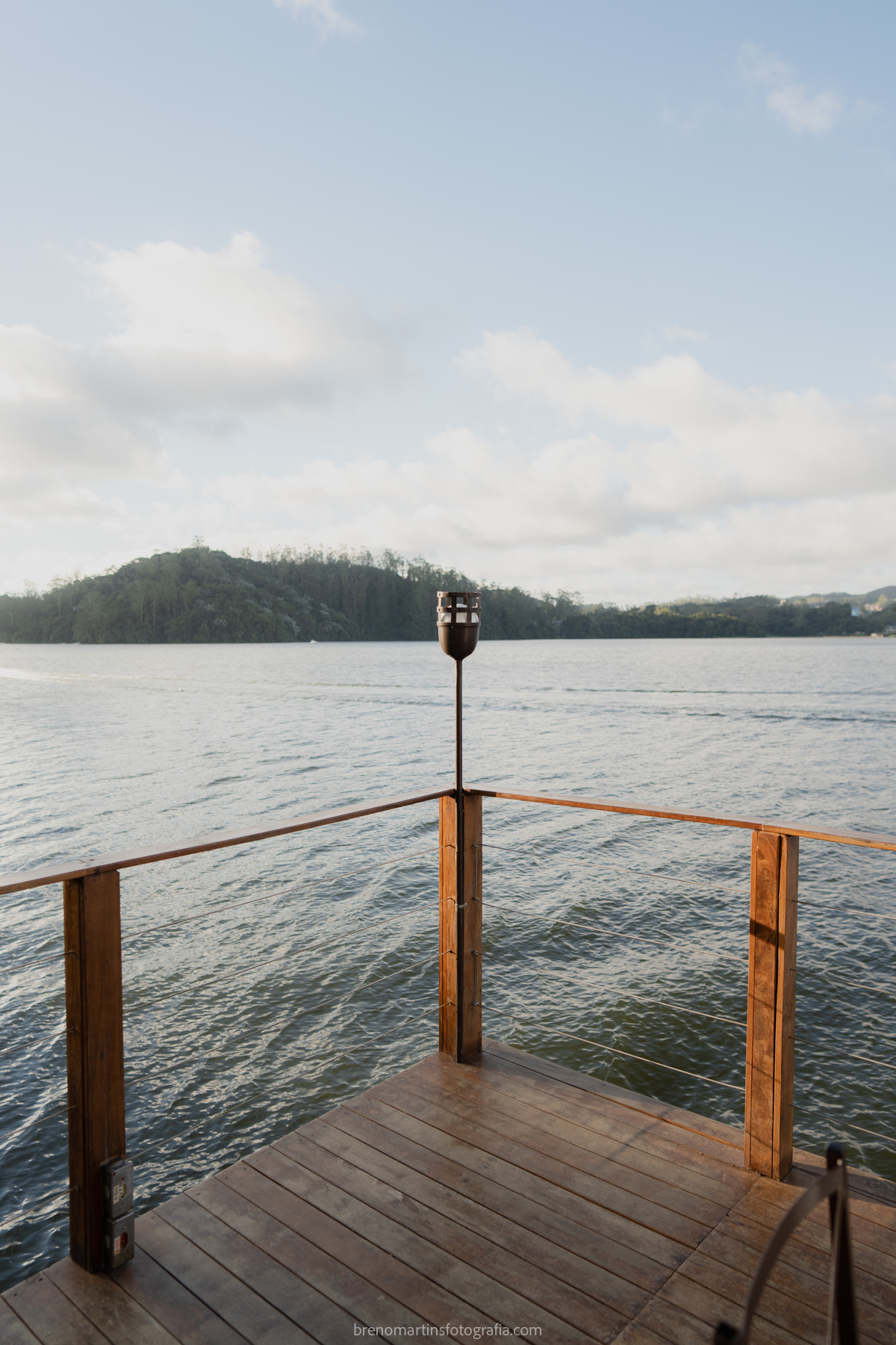 camily-e-brayan-casamento-no-recanto-santa-rita-vestido-de-noiva-making-of-noiva-janela-brenomartinsfoto
