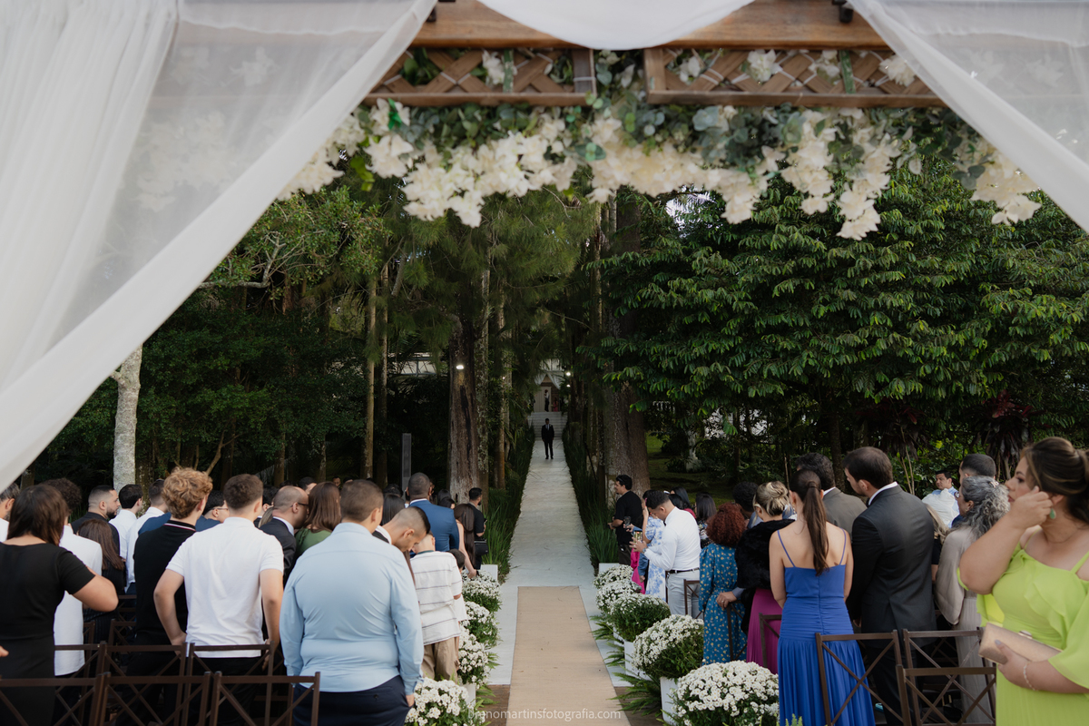 camily-e-brayan-casamento-no-recanto-santa-rita-vestido-de-noiva-making-of-noiva-janela-brenomartinsfoto