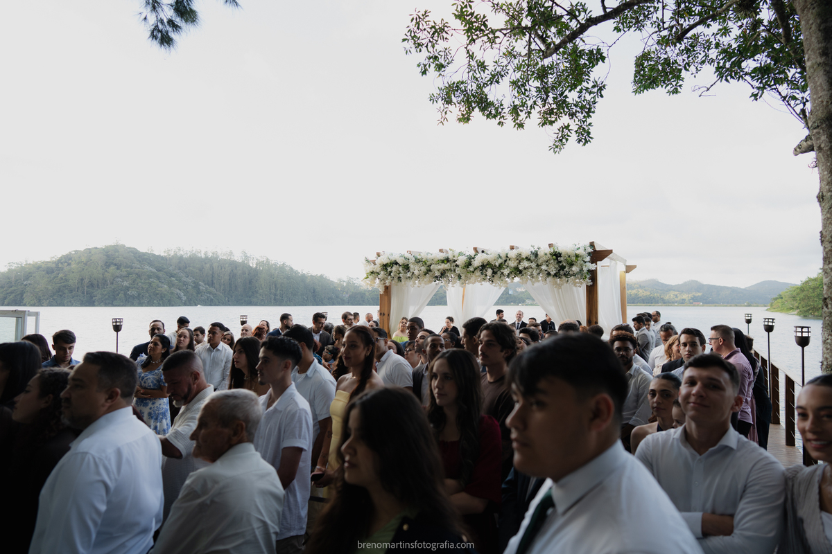 camily-e-brayan-casamento-no-recanto-santa-rita-vestido-de-noiva-making-of-noiva-janela-brenomartinsfoto