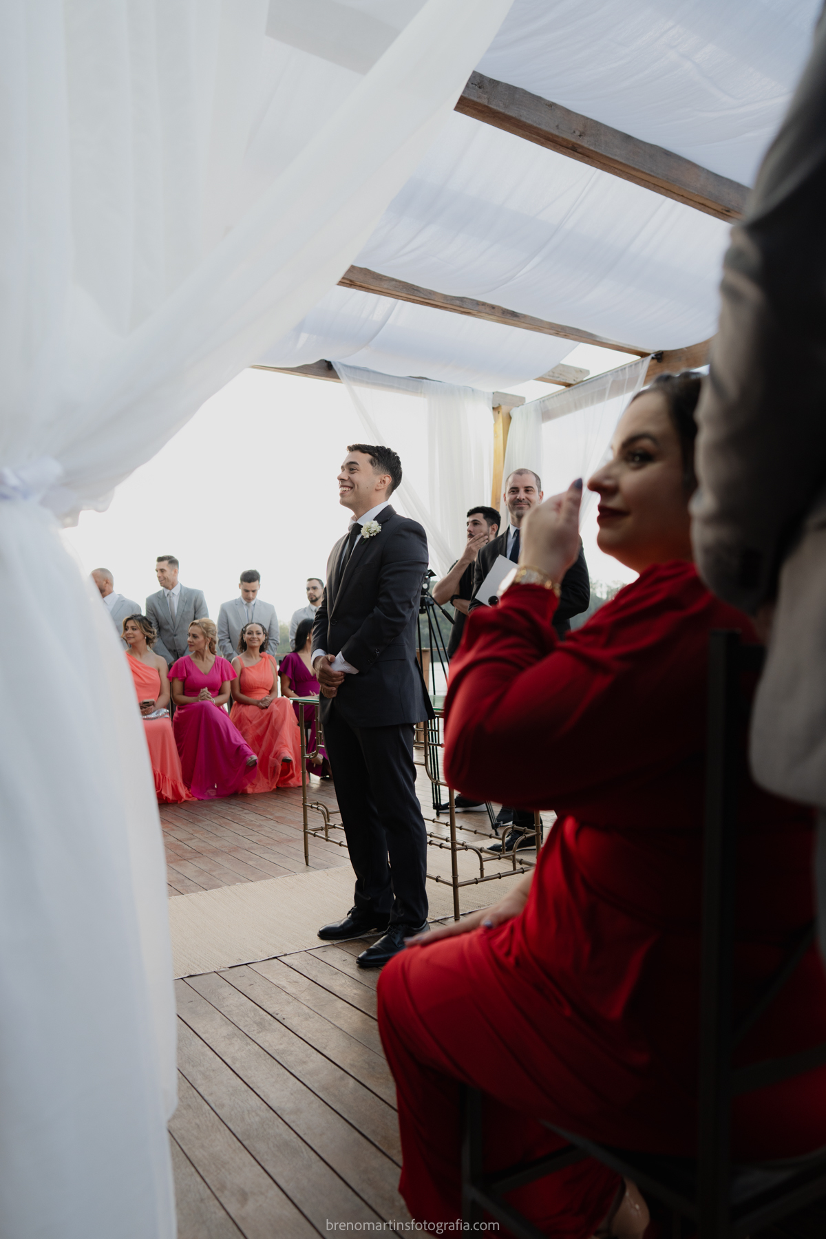 camily-e-brayan-casamento-no-recanto-santa-rita-vestido-de-noiva-making-of-noiva-janela-brenomartinsfoto