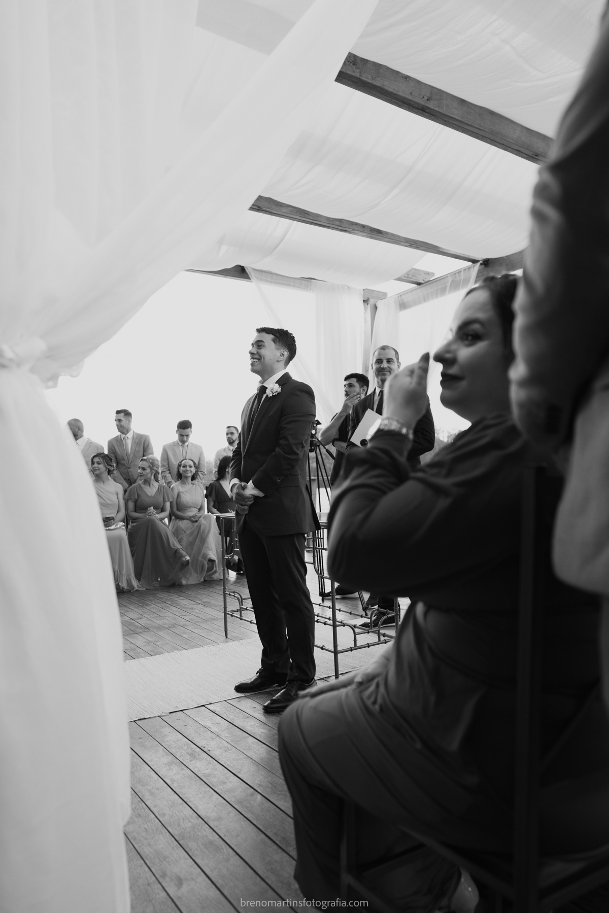 camily-e-brayan-casamento-no-recanto-santa-rita-vestido-de-noiva-making-of-noiva-janela-brenomartinsfoto