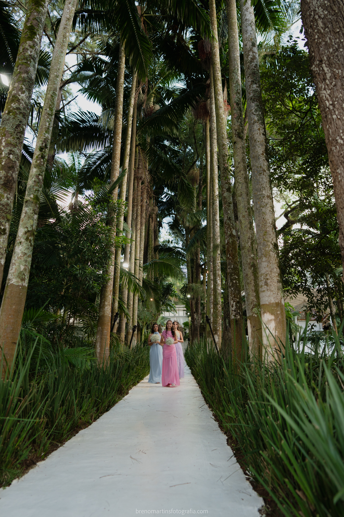 camily-e-brayan-casamento-no-recanto-santa-rita-vestido-de-noiva-making-of-noiva-janela-brenomartinsfoto