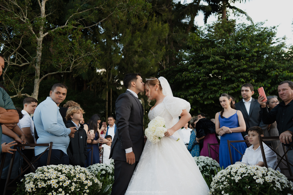 camily-e-brayan-casamento-no-recanto-santa-rita-vestido-de-noiva-making-of-noiva-janela-brenomartinsfoto
