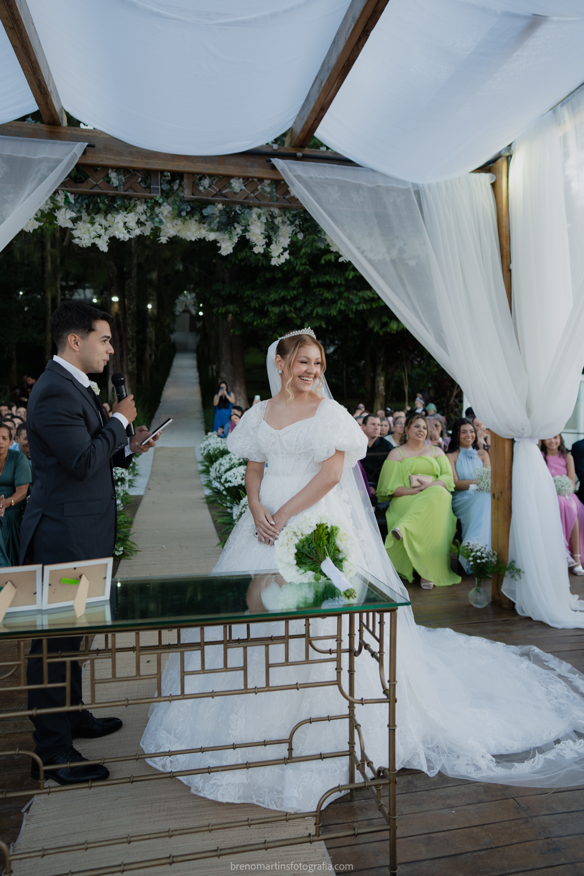 camily-e-brayan-casamento-no-recanto-santa-rita-vestido-de-noiva-making-of-noiva-janela-brenomartinsfoto