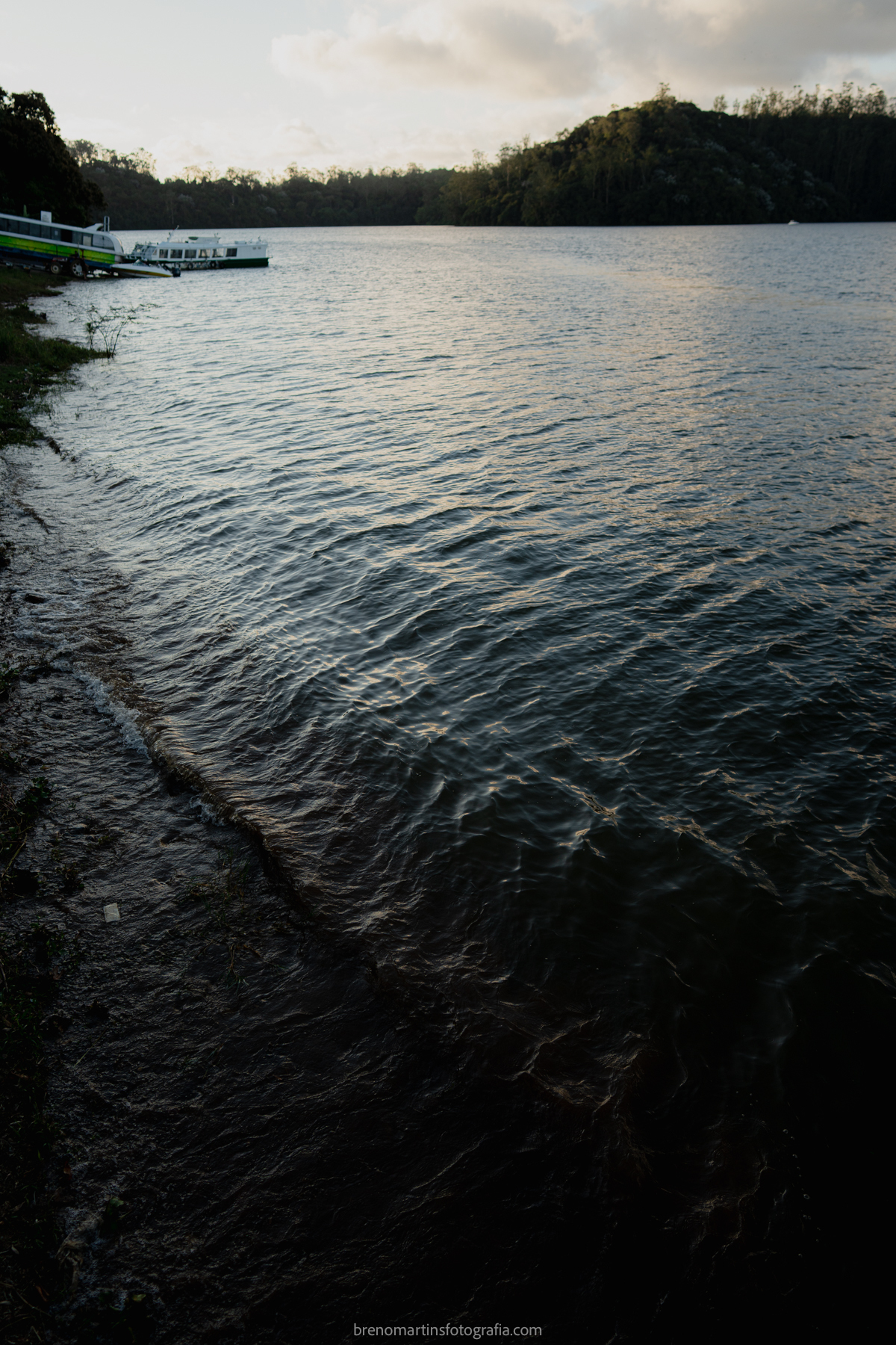 camily-e-brayan-casamento-no-recanto-santa-rita-vestido-de-noiva-making-of-noiva-janela-brenomartinsfoto