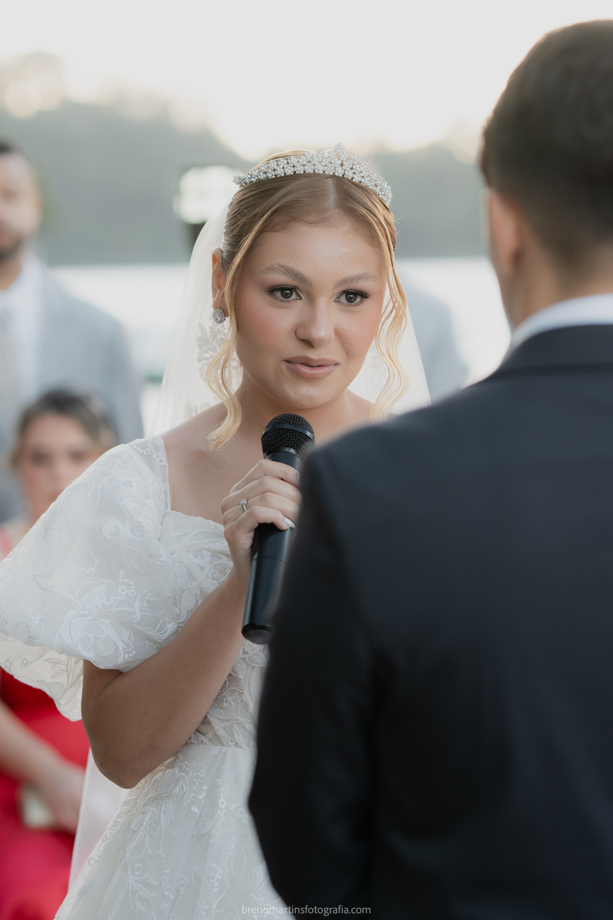 camily-e-brayan-casamento-no-recanto-santa-rita-vestido-de-noiva-making-of-noiva-janela-brenomartinsfoto