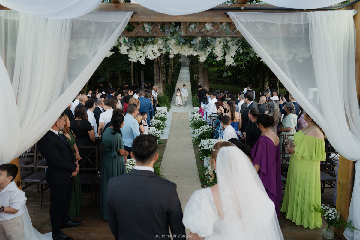 camily-e-brayan-casamento-no-recanto-santa-rita-vestido-de-noiva-making-of-noiva-janela-brenomartinsfoto