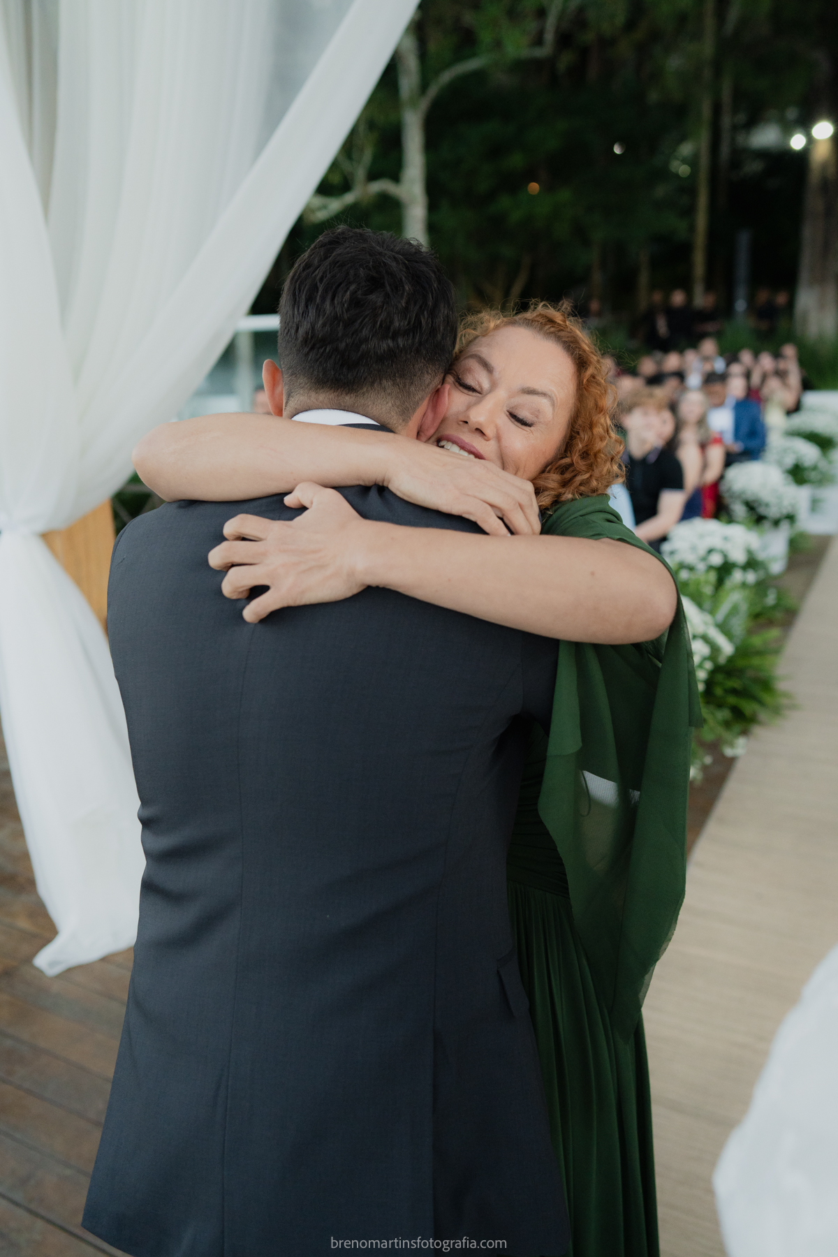camily-e-brayan-casamento-no-recanto-santa-rita-vestido-de-noiva-making-of-noiva-janela-brenomartinsfoto