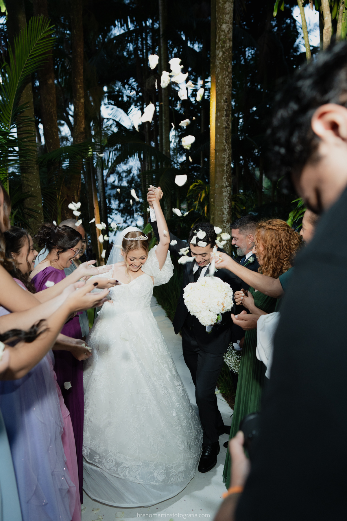 camily-e-brayan-casamento-no-recanto-santa-rita-vestido-de-noiva-making-of-noiva-janela-brenomartinsfoto