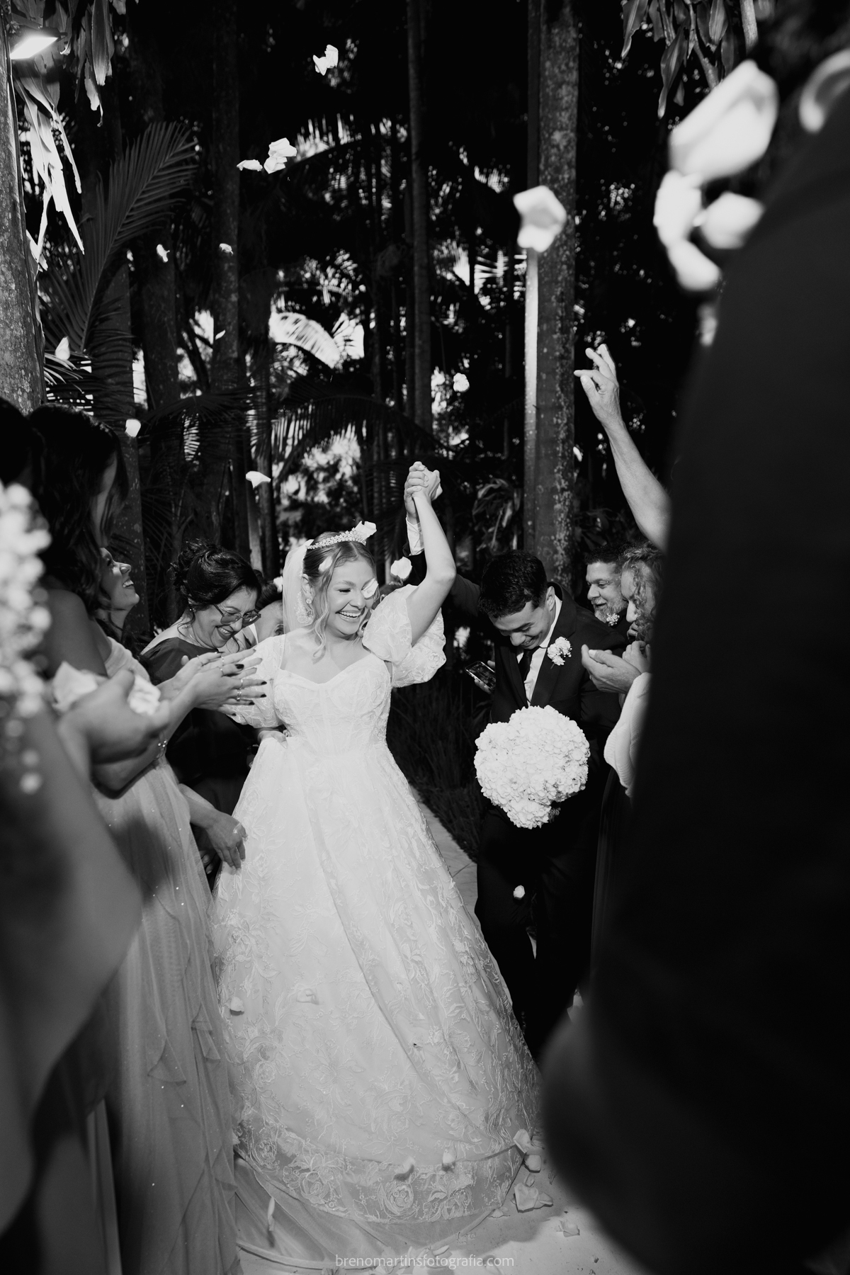 camily-e-brayan-casamento-no-recanto-santa-rita-vestido-de-noiva-making-of-noiva-janela-brenomartinsfoto