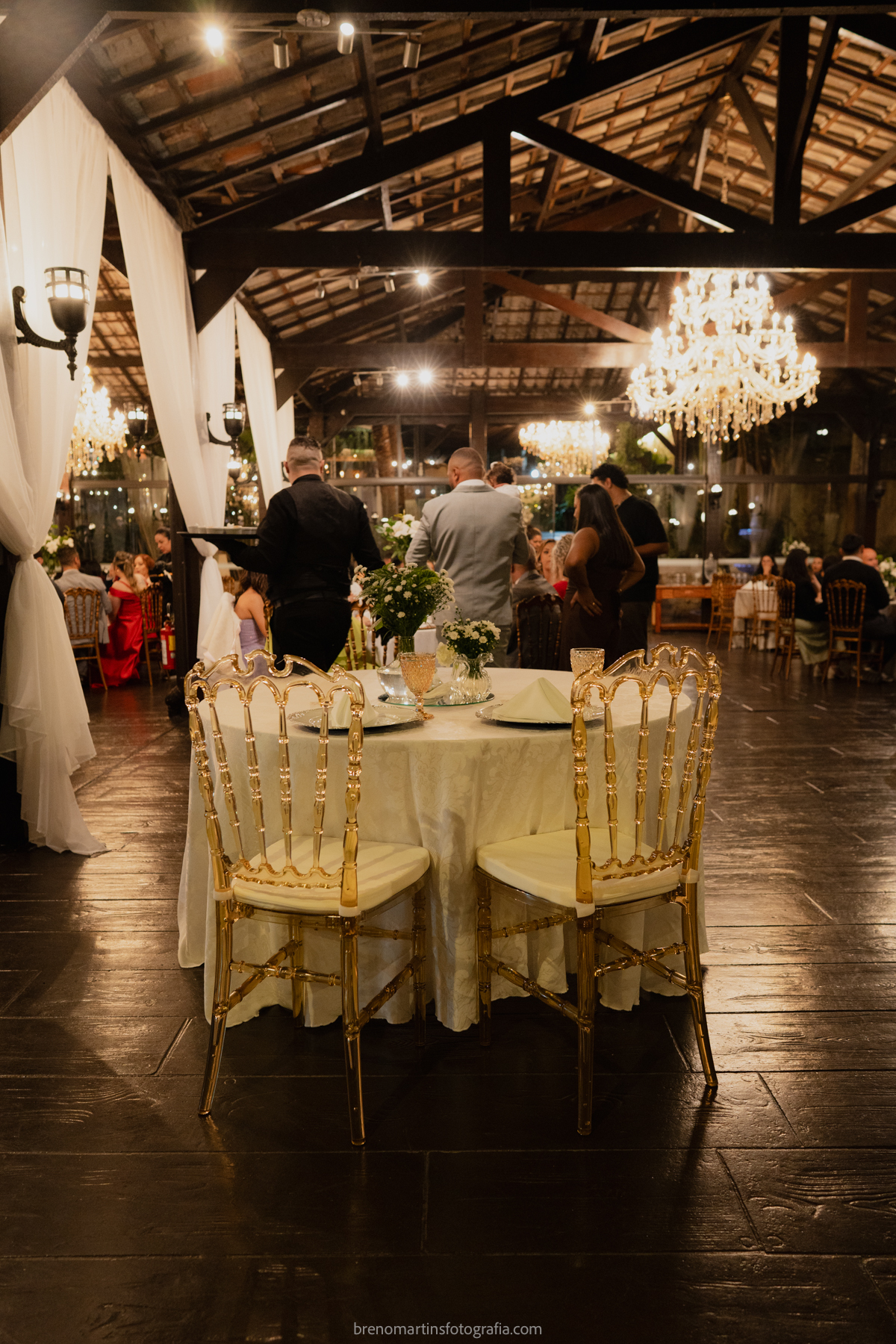 camily-e-brayan-casamento-no-recanto-santa-rita-vestido-de-noiva-making-of-noiva-janela-brenomartinsfoto