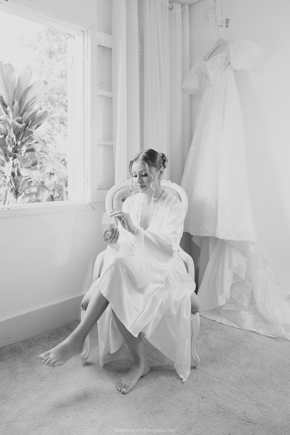 camily-e-brayan-casamento-no-recanto-santa-rita-vestido-de-noiva-making-of-noiva-janela-brenomartinsfoto