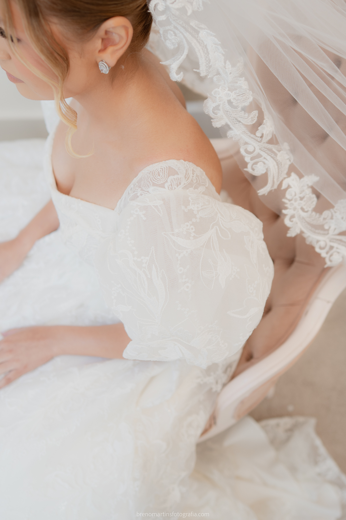 camily-e-brayan-casamento-no-recanto-santa-rita-vestido-de-noiva-making-of-noiva-janela-brenomartinsfoto