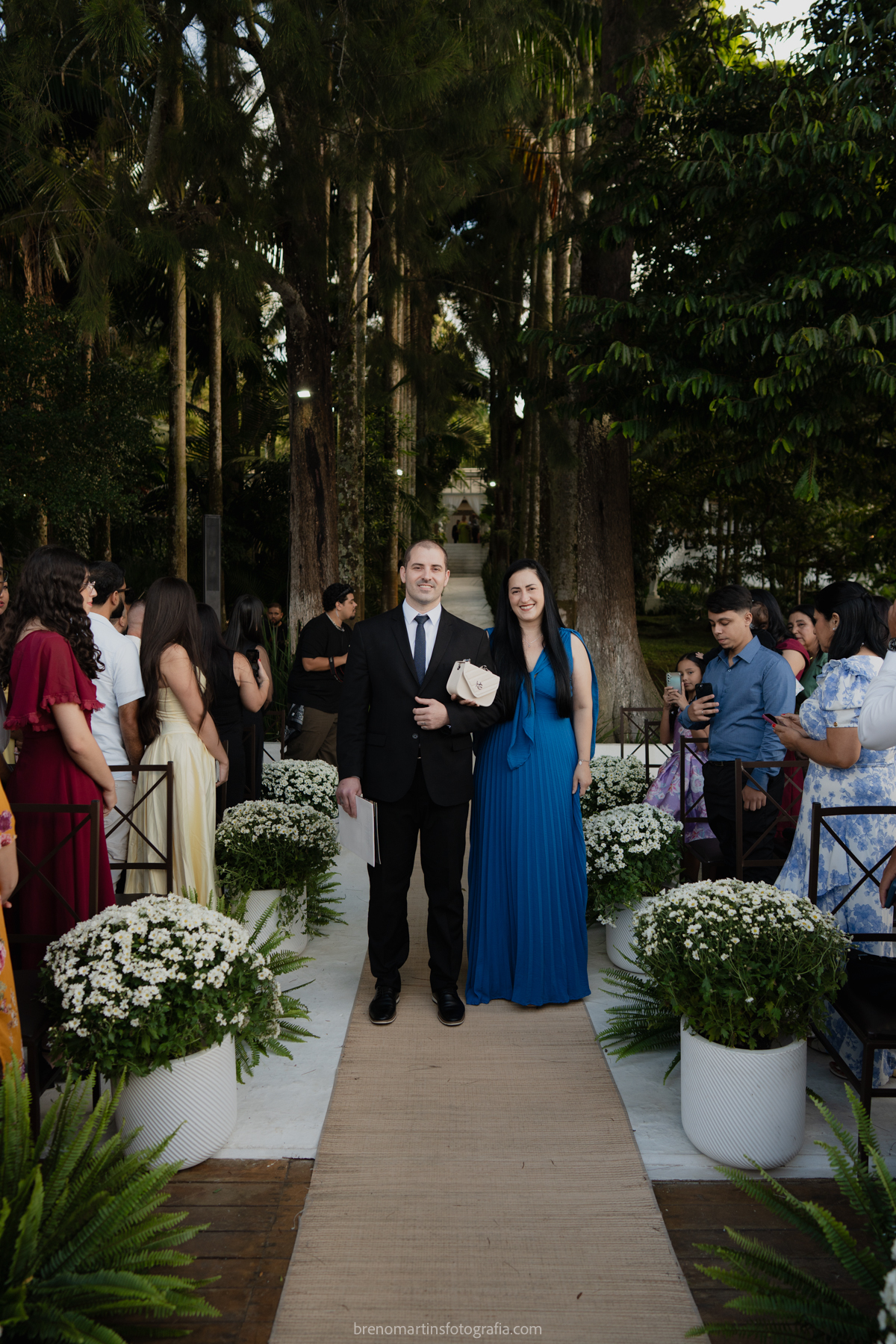 camily-e-brayan-casamento-no-recanto-santa-rita-vestido-de-noiva-making-of-noiva-janela-brenomartinsfoto