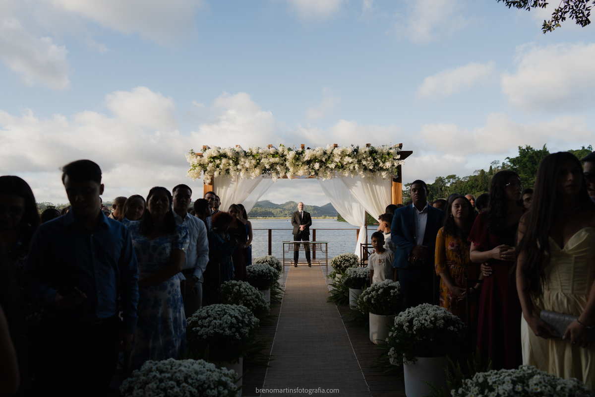 camily-e-brayan-casamento-no-recanto-santa-rita-vestido-de-noiva-making-of-noiva-janela-brenomartinsfoto