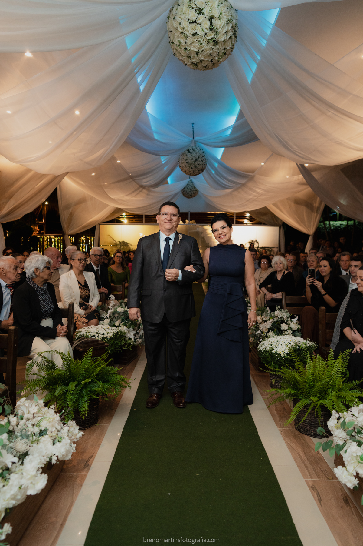 larissa-e-nicholas-lindo-casamento-no-espaco-alpes-serrano-brenomartinsfoto