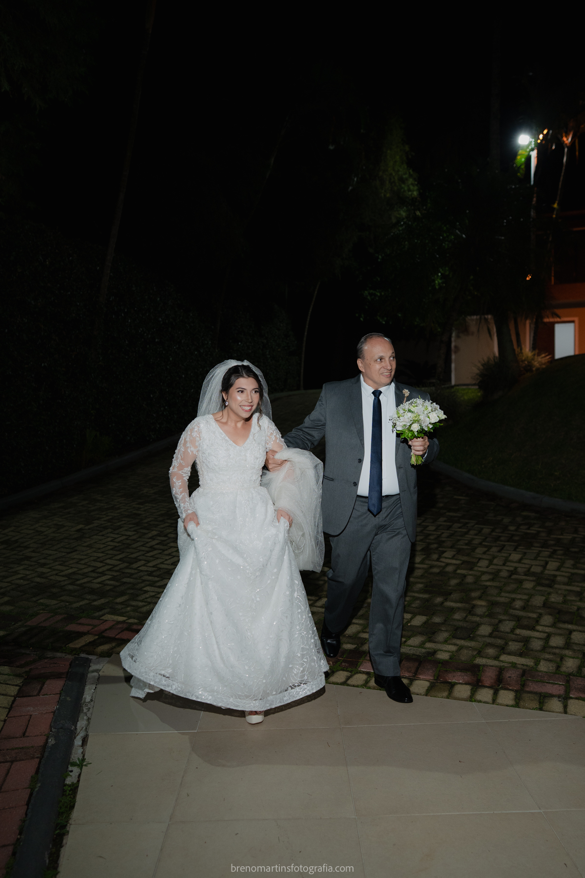 larissa-e-nicholas-lindo-casamento-no-espaco-alpes-serrano-brenomartinsfoto