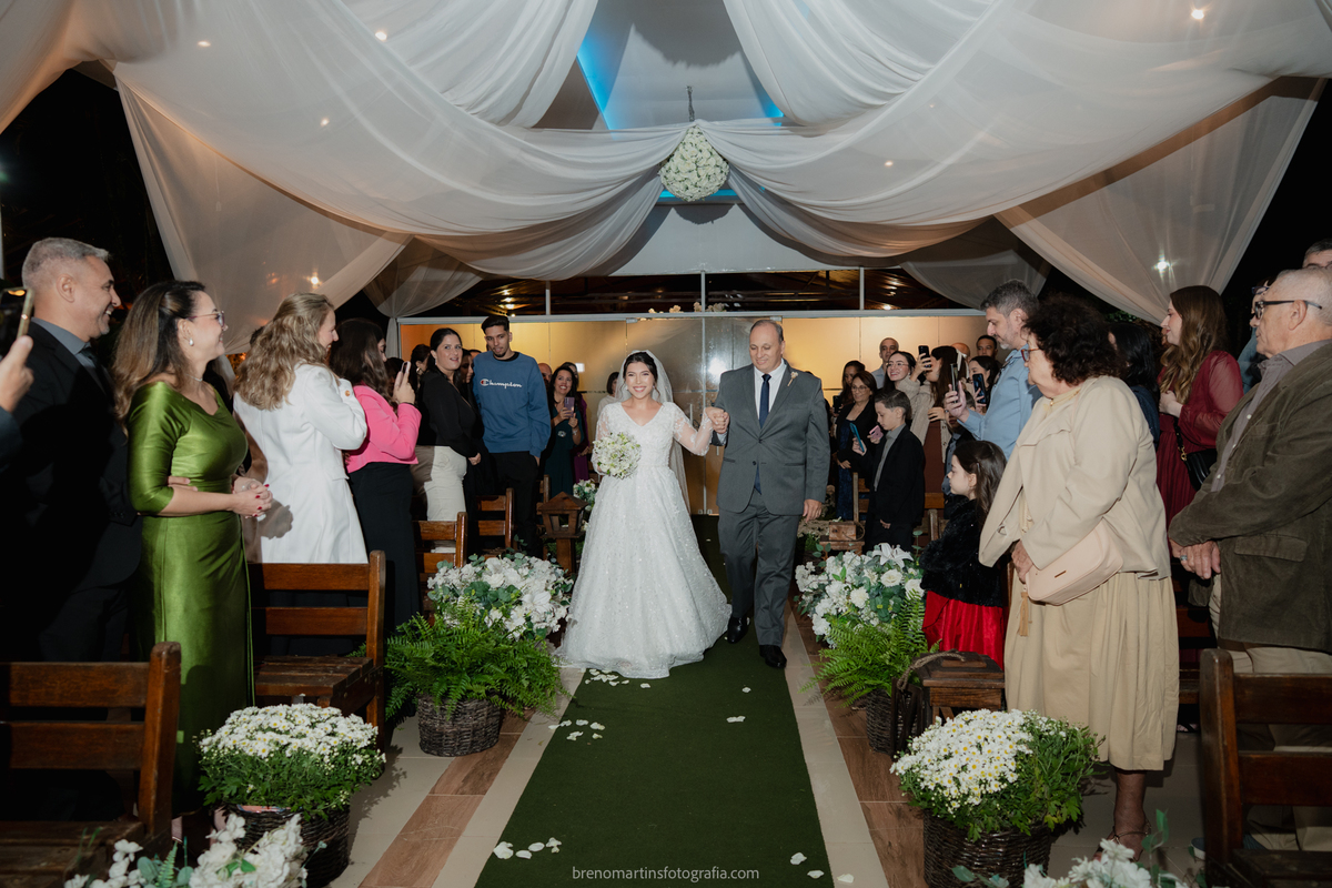 larissa-e-nicholas-lindo-casamento-no-espaco-alpes-serrano-brenomartinsfoto