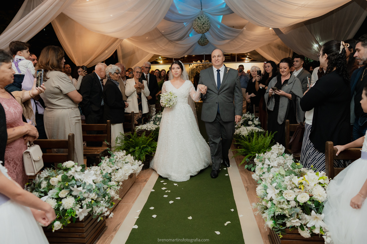 larissa-e-nicholas-lindo-casamento-no-espaco-alpes-serrano-brenomartinsfoto