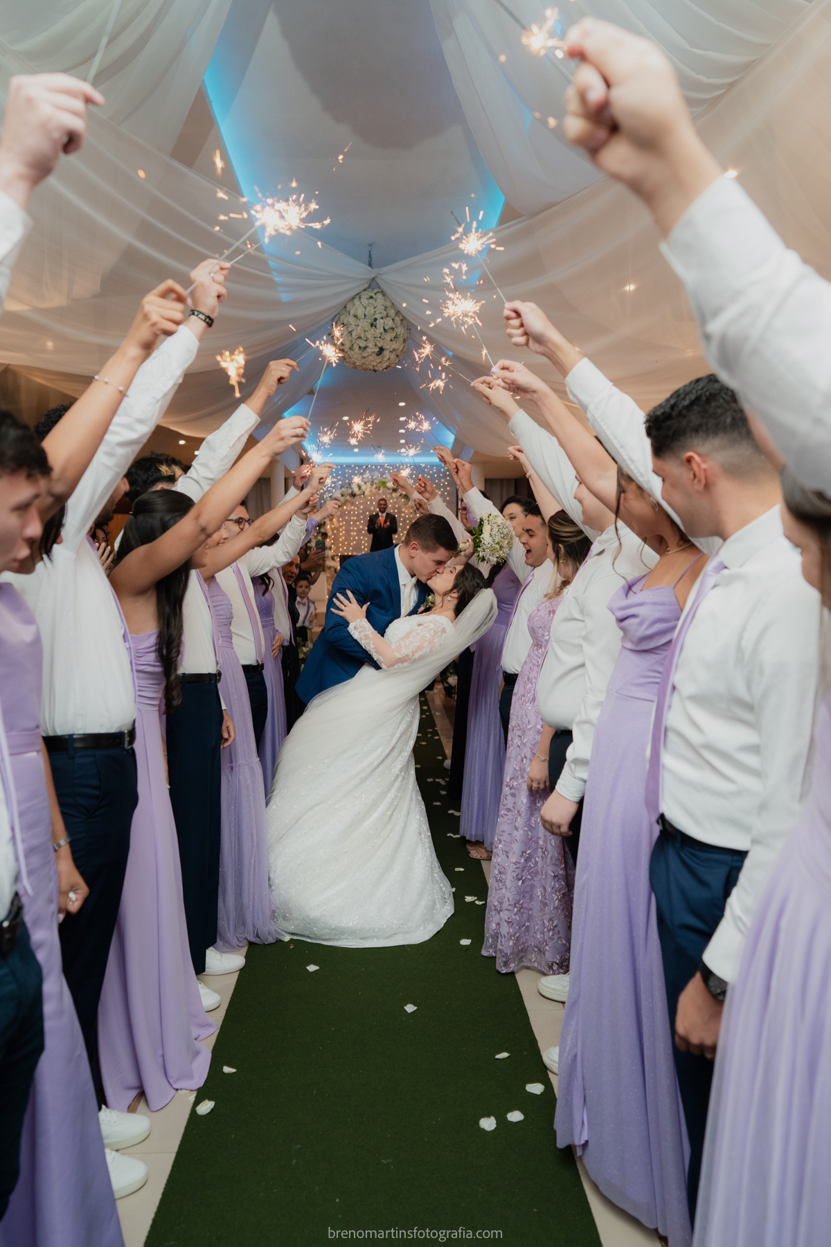 larissa-e-nicholas-lindo-casamento-no-espaco-alpes-serrano-brenomartinsfoto