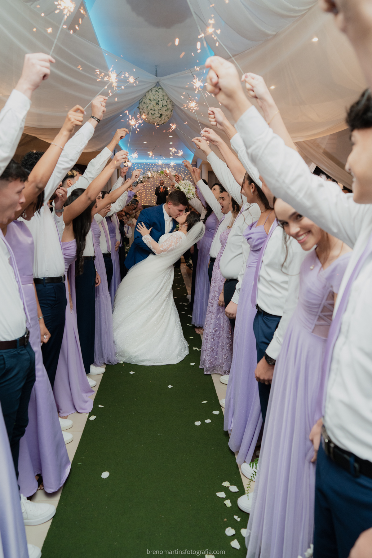 larissa-e-nicholas-lindo-casamento-no-espaco-alpes-serrano-brenomartinsfoto