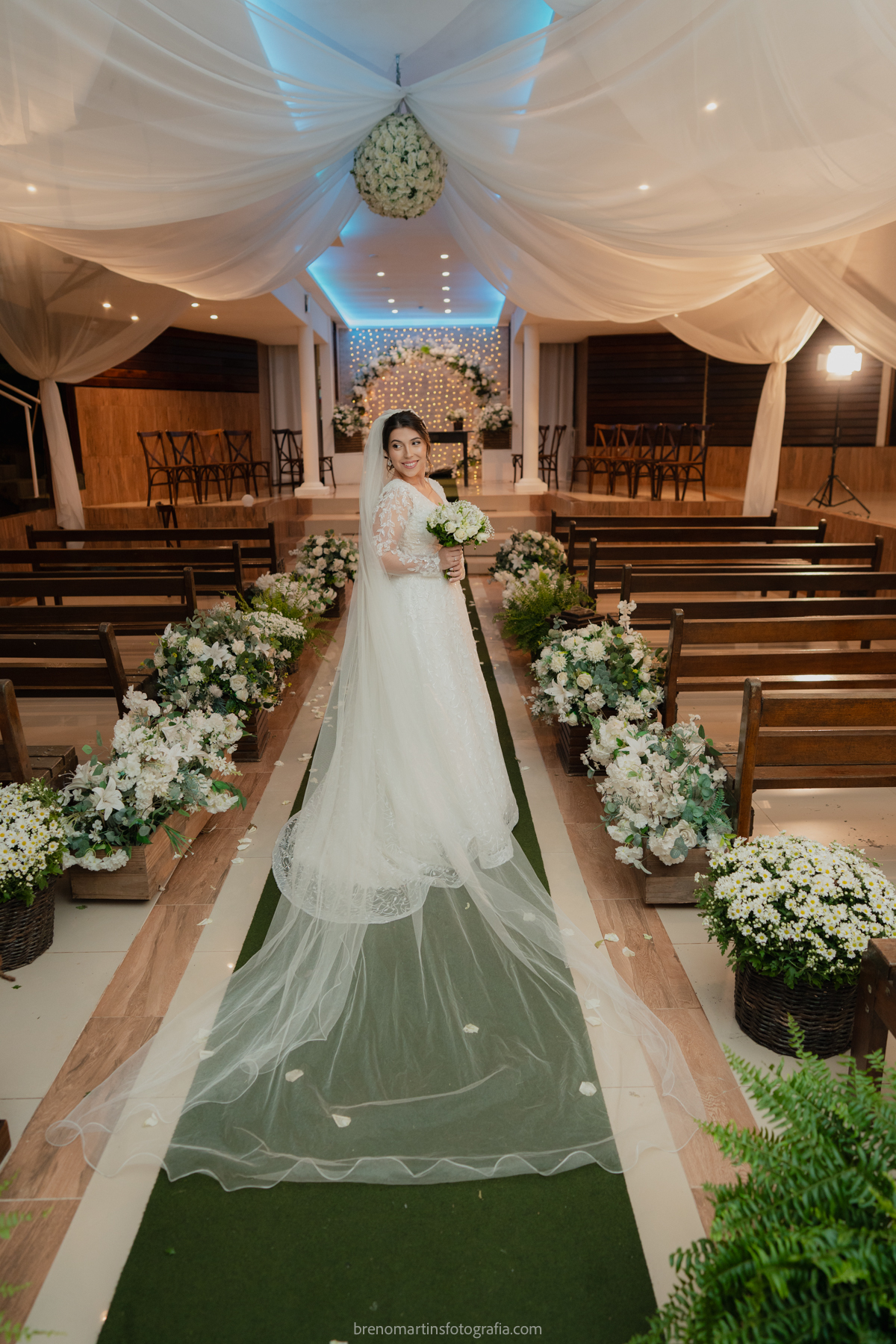 larissa-e-nicholas-lindo-casamento-no-espaco-alpes-serrano-brenomartinsfoto