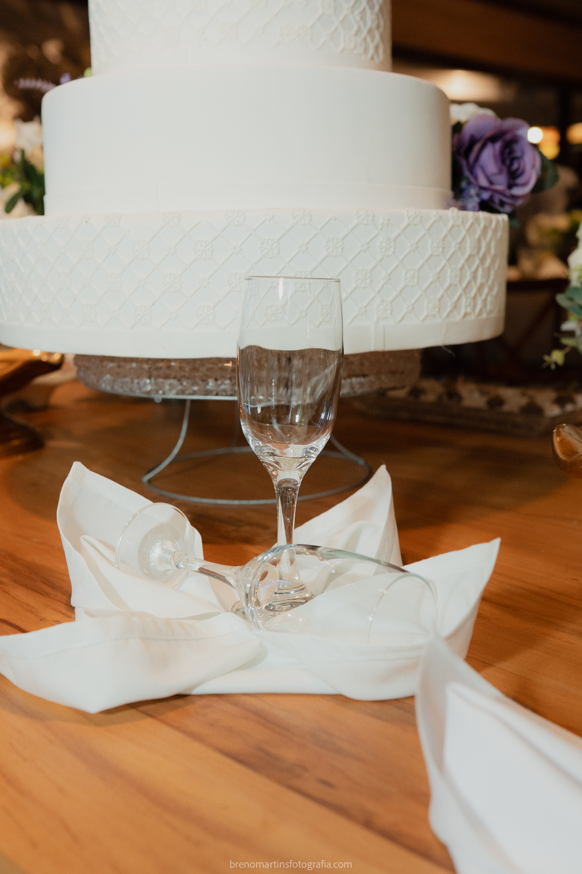 larissa-e-nicholas-lindo-casamento-no-espaco-alpes-serrano-brenomartinsfoto