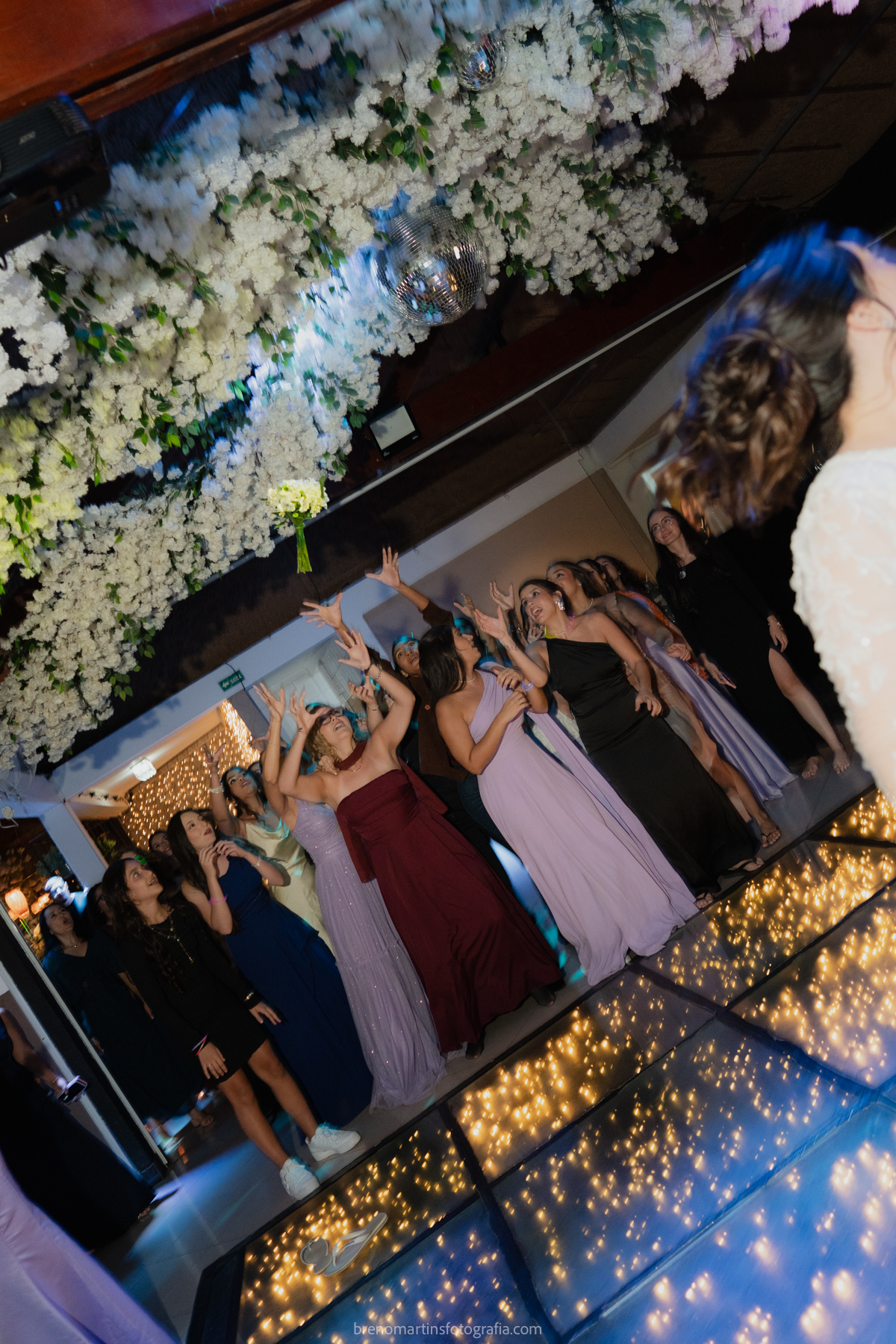 larissa-e-nicholas-lindo-casamento-no-espaco-alpes-serrano-brenomartinsfoto