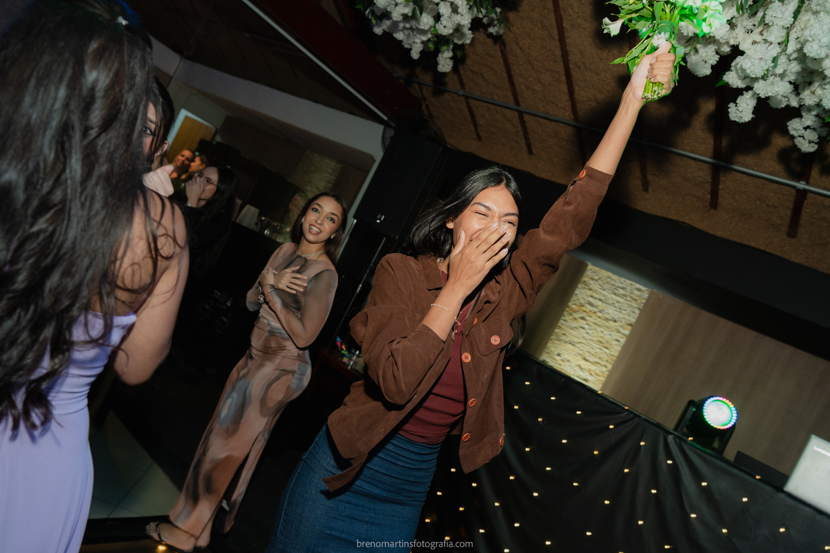 larissa-e-nicholas-lindo-casamento-no-espaco-alpes-serrano-brenomartinsfoto