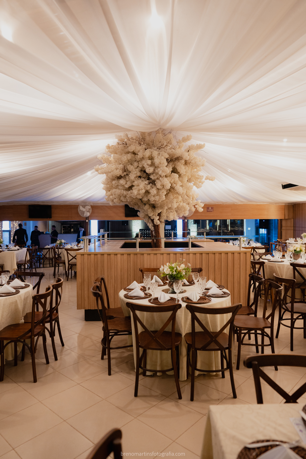 larissa-e-nicholas-lindo-casamento-no-espaco-alpes-serrano-brenomartinsfoto