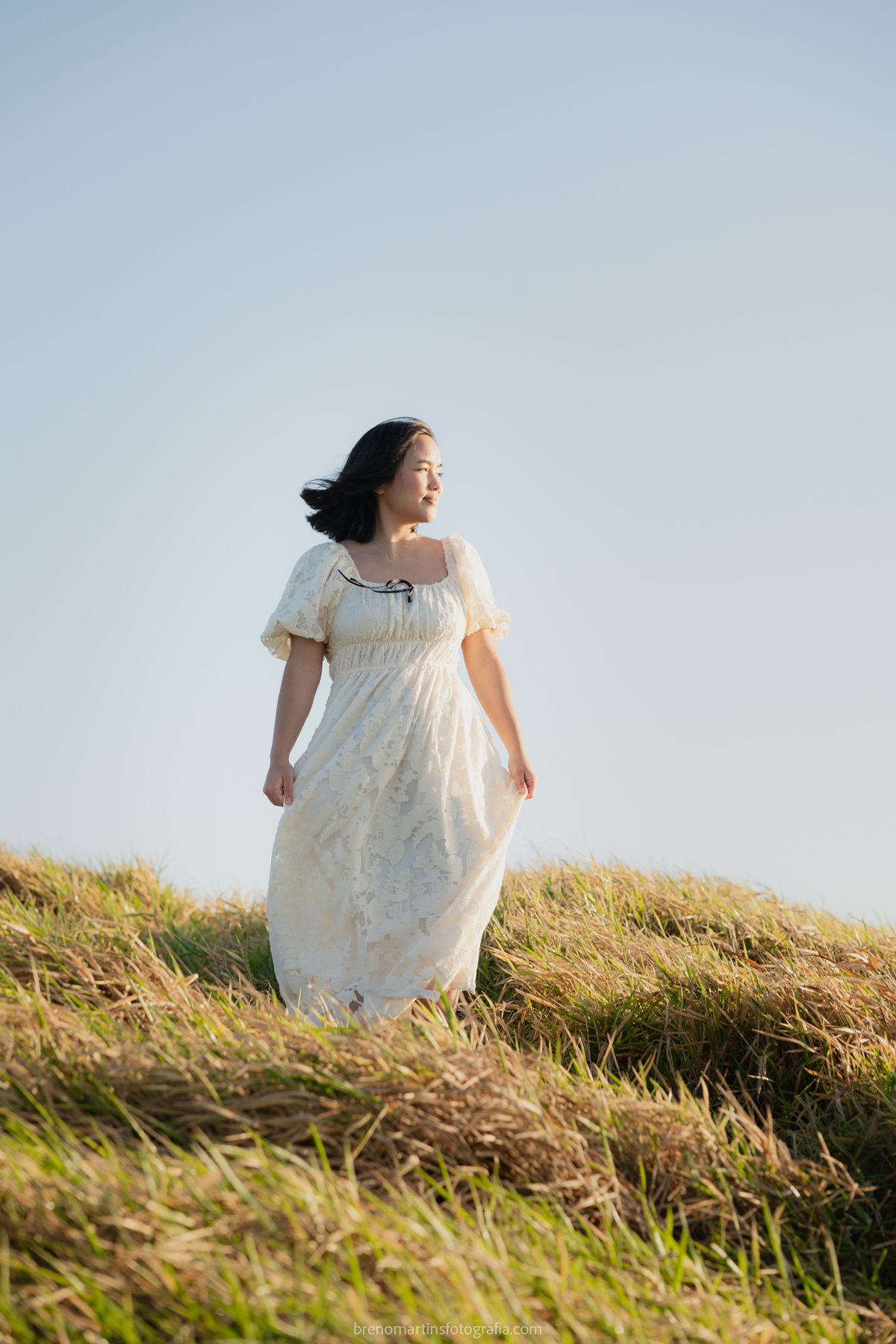 olivia-e-eric-lindo-pre-wedding-no-morro-do-capuava-brenomartinsfoto