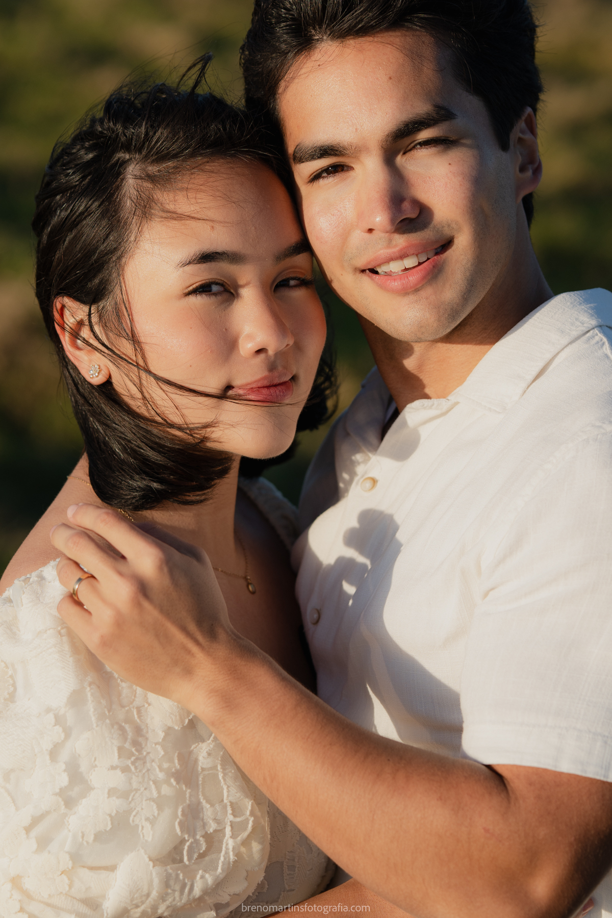 olivia-e-eric-lindo-pre-wedding-no-morro-do-capuava-brenomartinsfoto