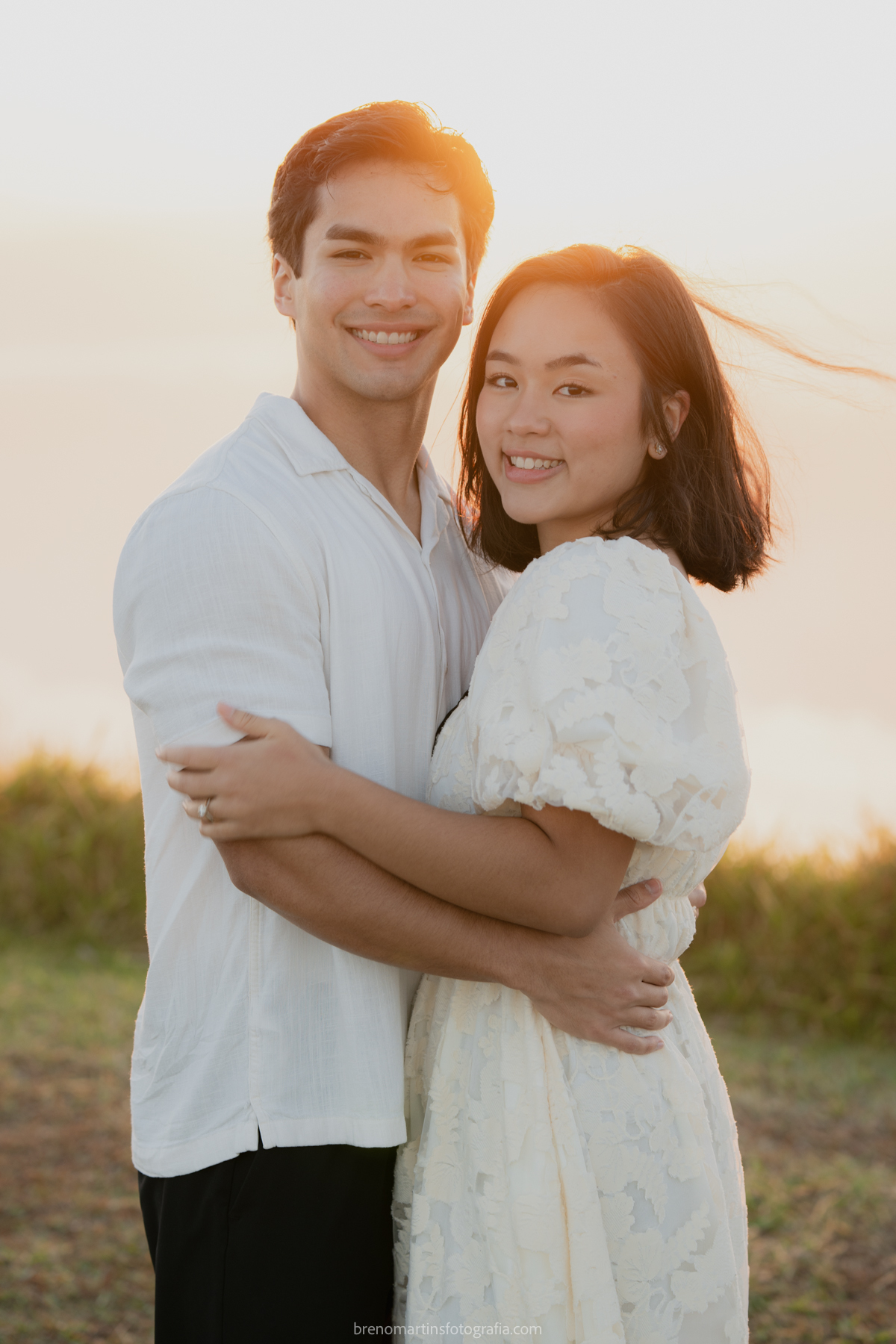 olivia-e-eric-lindo-pre-wedding-no-morro-do-capuava-brenomartinsfoto