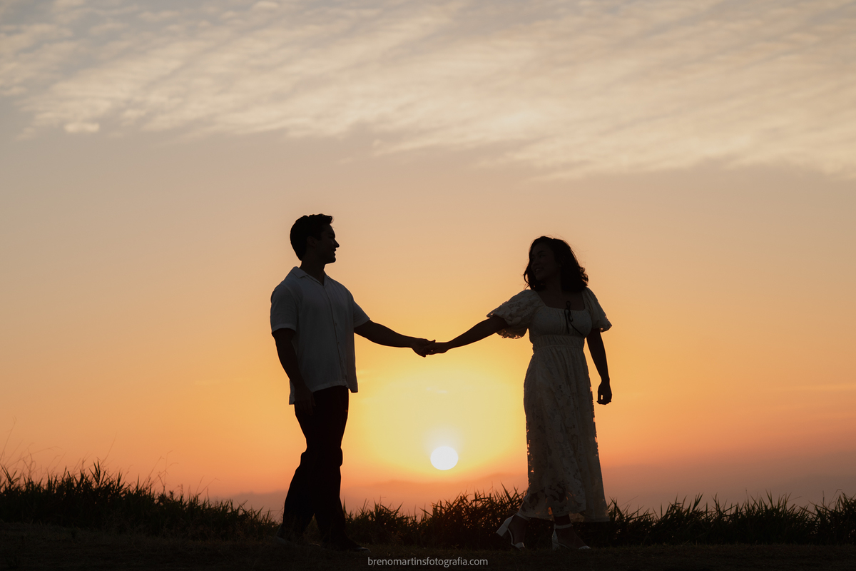 olivia-e-eric-lindo-pre-wedding-no-morro-do-capuava-brenomartinsfoto