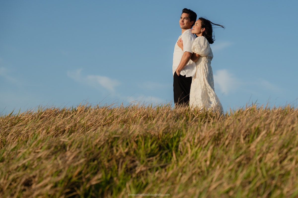 olivia-e-eric-lindo-pre-wedding-no-morro-do-capuava-brenomartinsfoto