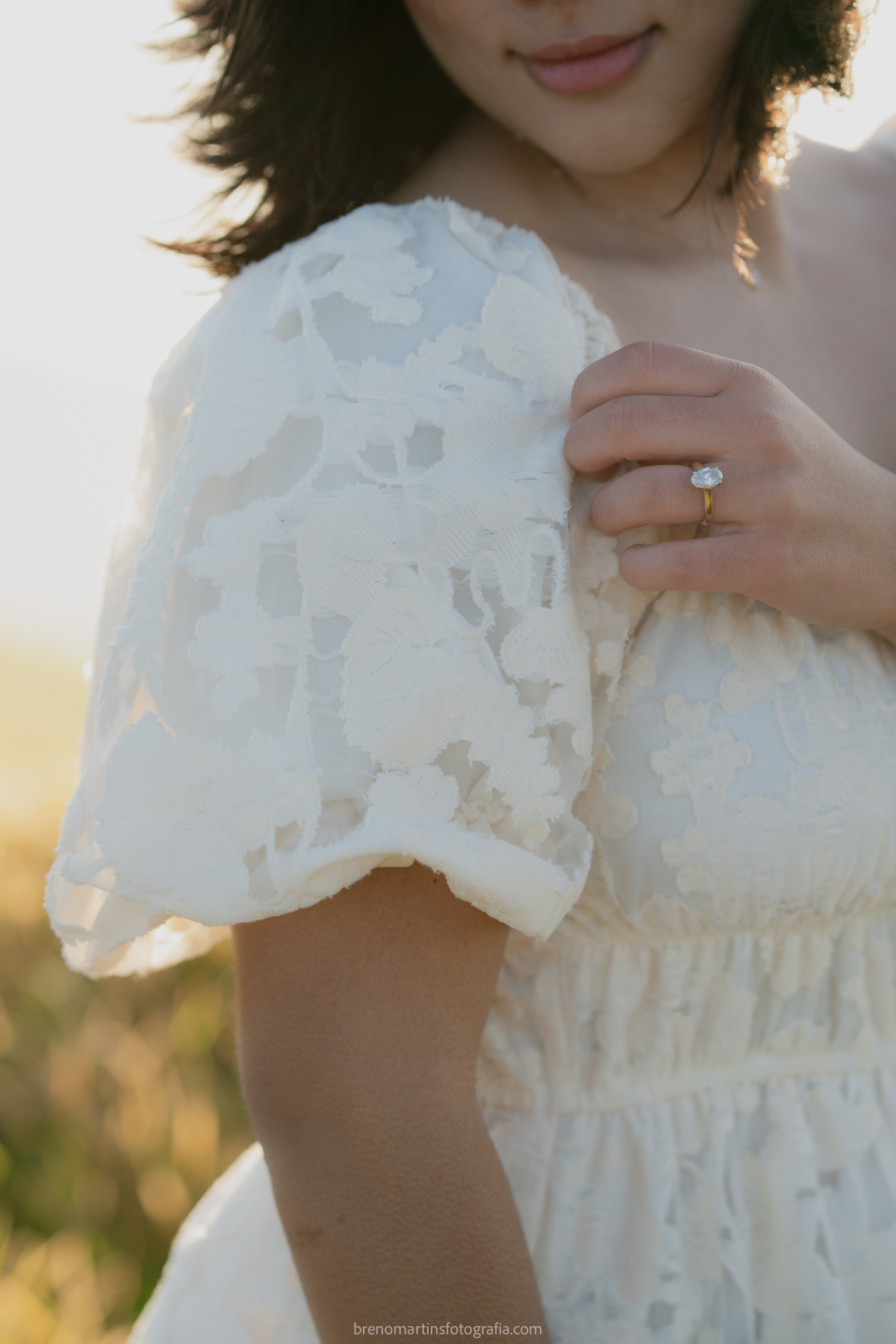 olivia-e-eric-lindo-pre-wedding-no-morro-do-capuava-brenomartinsfoto
