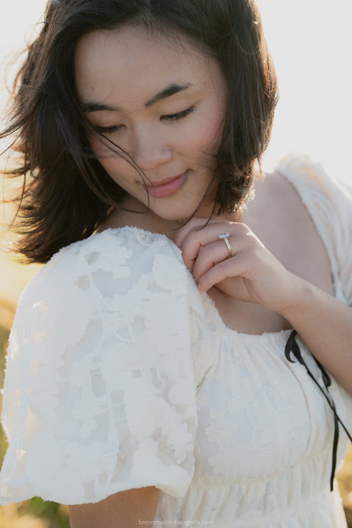 olivia-e-eric-lindo-pre-wedding-no-morro-do-capuava-brenomartinsfoto