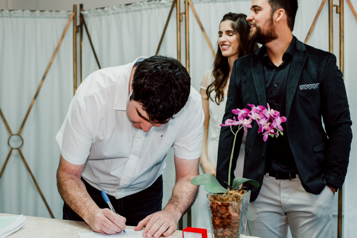 bruna-e-anderson-casamento-em-sorocaba_ensaio-no-jardim_botanico-cartorio_de-sorocaba-breno_martins-fotografia