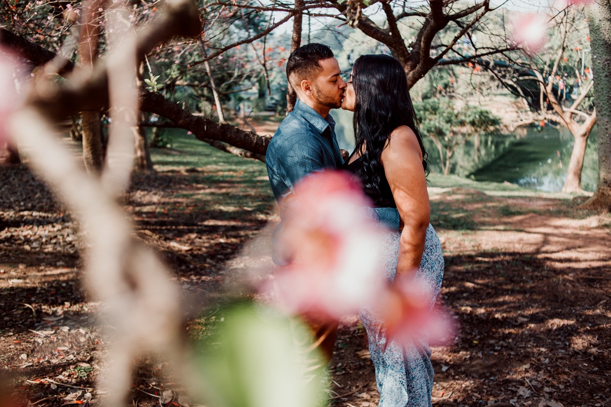 Thais-e-Fabio-pré-wedding-ensaio-pré-casamento-no_parque-ibirapuera-em-sao_paulo-breno_martins-fotografia