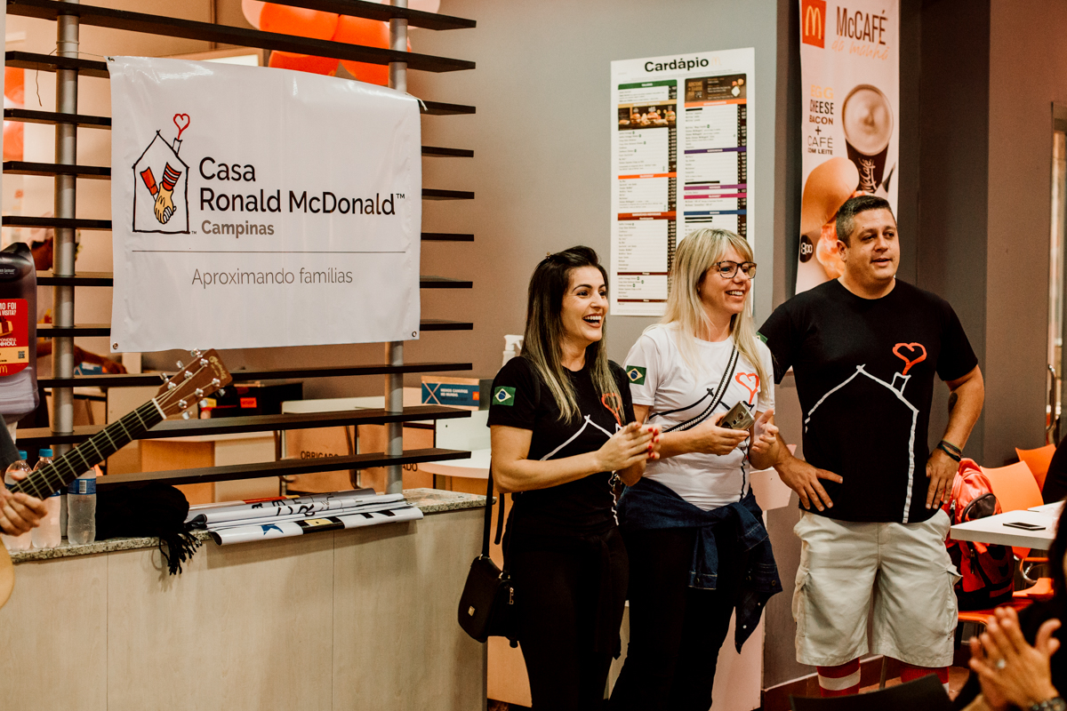 Mc-Dia-Feliz-nos-nao-estamos-sozinhos-mc-donalds-mc-dia-feliz-big-mac-alem-da-fotografia-dicas-de-fotografia-breno-martins-fotografia