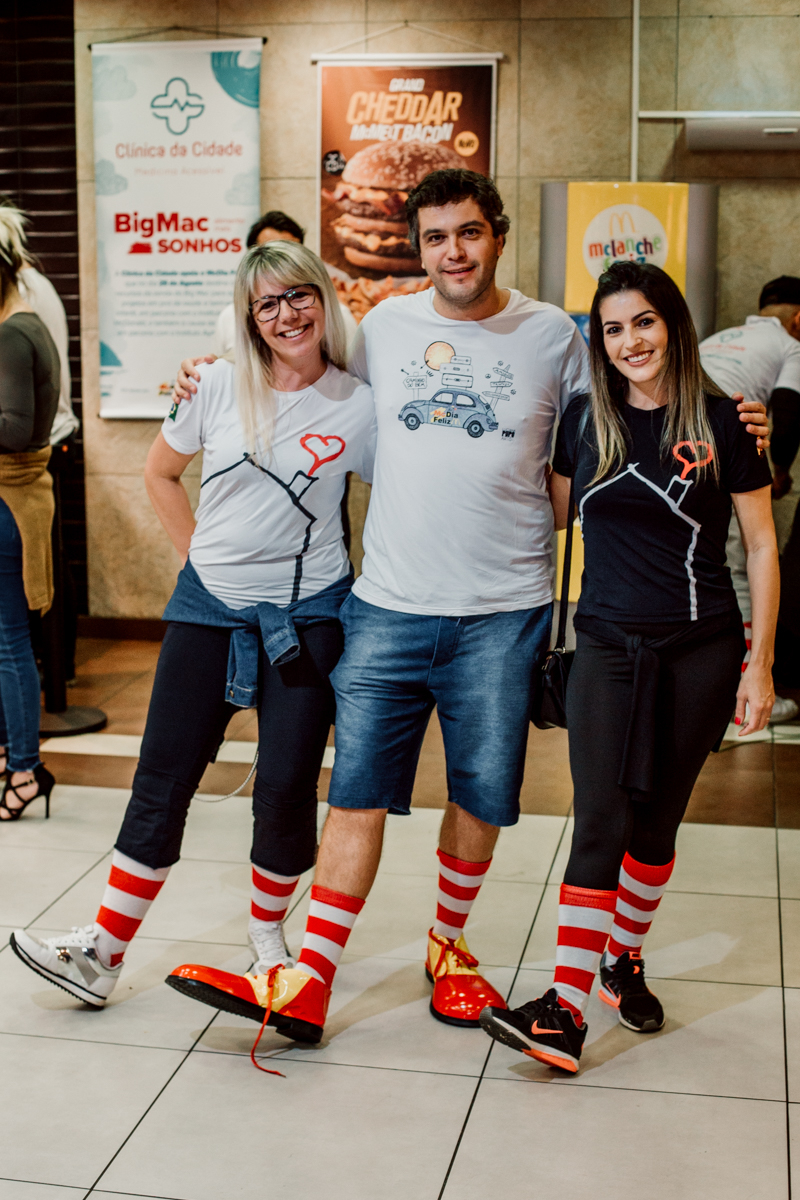 Mc-Dia-Feliz-nos-nao-estamos-sozinhos-mc-donalds-mc-dia-feliz-big-mac-alem-da-fotografia-dicas-de-fotografia-breno-martins-fotografia