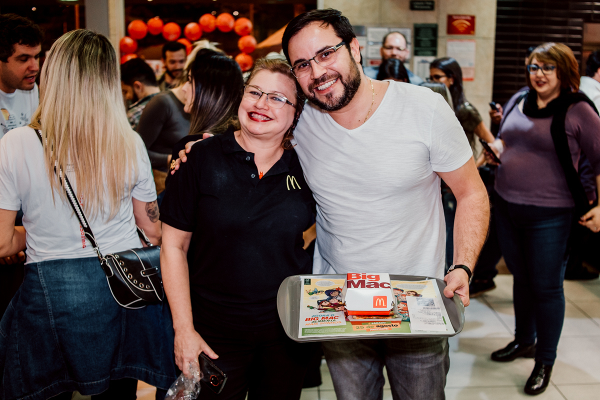 Mc-Dia-Feliz-nos-nao-estamos-sozinhos-mc-donalds-mc-dia-feliz-big-mac-alem-da-fotografia-dicas-de-fotografia-breno-martins-fotografia