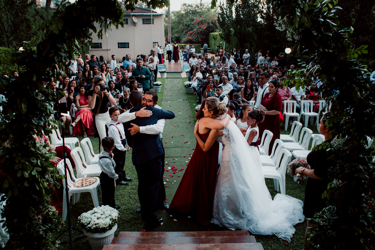 ana-e-sergio-casamento-em-vinhedo-buffet-casamento-sud-mormon-noiva-2019-breno-martins-fotografia-casar-em-vinhedo-making-of-noiva-vinhedo-sao-paulo