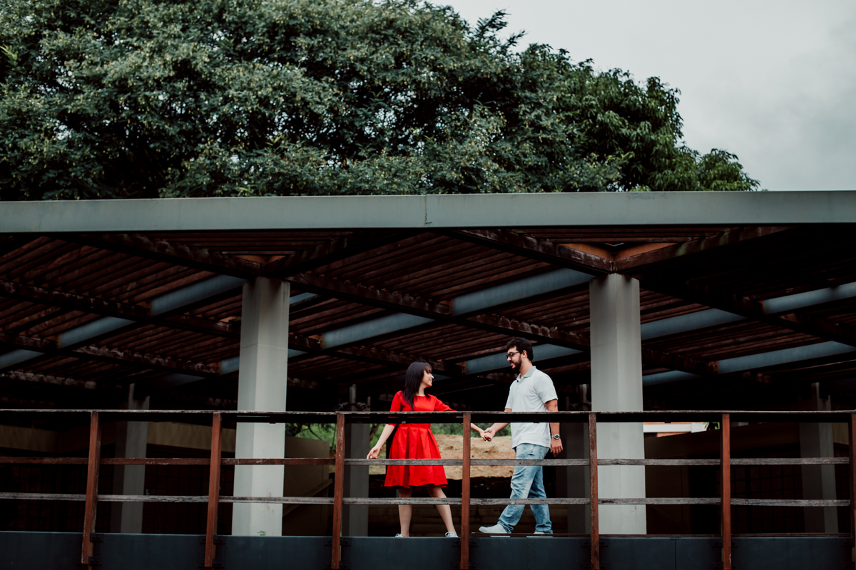 karina-e-henrique-parque-monsenhor-salim-em-campinas-fotos-monsenhor-salim-sessao-de-fotos-breno-martins-fotografia-pre-wedding-canal-alem-da-fotografia